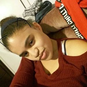 Meet your Posher, Mia